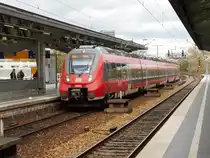 442 835,von Berlin Friedrichstraße kommend,am 27.Oktober 2018,beim Halt im Zoologischen Garten.