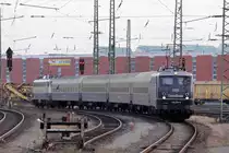 110 278-9 im Sandwich mit 110 363-7 als RE 78 Ersatzzug für die Eurobahn bei der Einfahrt in Nienburg(Weser) 18.12.2018