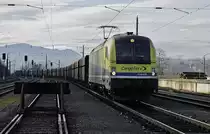 Am 07.12.2018 durchfährt die CargoServ-1216 933 den Bahnhof Steyr
