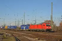 DB Lok 185 226-8 durchfährt den badischen Bahnhof. Die Aufnahme stammt vom 12.12.2018.
