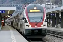 SBB RVD RABe 511 116 mit 019 als IR 90, am 25.12.18 beim Halt in Visp