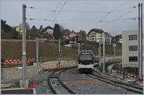 Der CEV MVR SURF GTW ABeh 2/6 7503  Blonay-Chamby  erreicht den vollständig neu gestalteten Bahnhof St-Légier Gare. Interessanterweise wird der Gleisstumpen welcher von der schon lange stilgelegen Strecke nach Châtel-St-Denis noch übrig blieb, mit einer relativ aufwendigen Bogenweiche links vom Zug auch noch angeschlossen wird.
28. Dez. 2018