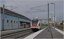 Das Jahr 2018 brachte die Eröffnung, bzw. Wiedereröffnung zweier internationalen Strecken: am 7. Jan 2018 Stabio - Varese (FMV) und am 9. Dez. 2018 die Strecke Delle - Belfort.

Der SBB RABe 522 209 wartet in Delle auf die Abfahrt nach Biel/Bienne.
15. Dez. 2018

