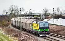 Die 193 267 fährt in Langenisarhofen mit einem Stahlzug Richtung Süd.Bild 3.1.2019
