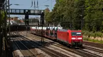 185 002-3 verlässt gerade mit einem Autozug den Bahnhof Offenburg. Aufgenommen am 27. Juli 2018. 