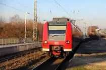Ein Nachschuss von der Rhein Niers Bahn (RB33) aus Aachen-Hbf nach Heinsberg-Rheinand- Duisburg-Hbf und hilten in Kohlscheid und fuhren in Richtung Herzogenrath,Mönchengladbach. Aufgenommen vom Bahnsteig 1 in Kohlscheid. 
Bei schönem Winterwetter am Kalten Nachmittag vom 21.1.2019.