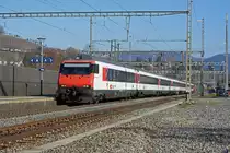 Bt 50 85 28-94 974-8 durchfährt den Bahnhof Gelterkinden. Die Aufnahme stammt vom 19.01.2019.