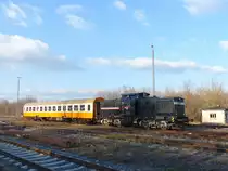 EBS 202 738-1 mit dem DPE 6601  Lückenfüller  nach Buttstädt, am 22.02.2018 in Sömmerda.