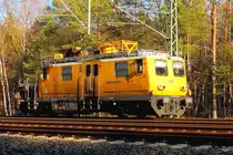 Der Motorturmwagen der DB Netzinstandhaltung 709 001-2 , gefertigt bei Plasser&Theurer, am 30.01.2019 in Nassenheide.