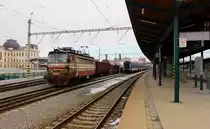 230 055 zu sehen am 31.01.19 bei der Ausfahrt in Plzeň hl.n.