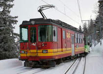 Transports publics du Chablais TPC Winteridylle auf dem BVB Streckenabschnitt Villars - Col-de-Bretaiye vom 18. Januar 2019 mit dem noch roten BDeh 4/4 82.
Zugsausfahrt in Col-du-Soud.
Foto: Walter Ruetsch 