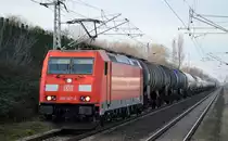 DB Cargo Deutschland AG mit  185 367-0  [NVR-Number: 91 80 6185 367-0 D-DB] mit einem gemischten Kesselwagenzug am 06.02.19 Bf. Berlin-Hohenschönhausen,