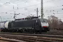 Lok 189 092-0 durchfährt den badischen Bahnhof. Die Aufnahme stammt vom 10.01.2019.