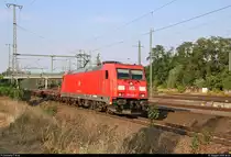 Containerzug mit 185 249-0 DB durchfährt Lutherstadt Wittenberg Hbf in südwestlicher Richtung.
[1.8.2018 | 18:26 Uhr]