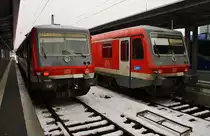 628 556-2  Aschau i. Chiemgau  trifft am 7.1.2019 als RB27025 nach Mühldorf(Oberbay) im Münchener Hauptbahnhof auf 928 543-7 als RB27346 von Wasserburg(Inn).