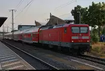 112 113-6 von DB Regio Nordost als RE 3318 (RE3) nach Berlin Hbf (tief) steht in seinem Startbahnhof Lutherstadt Wittenberg Hbf auf Gleis 1.
[1.8.2018 | 19:02 Uhr]