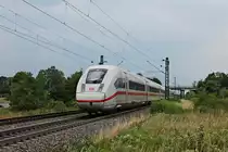 Nachschuss auf 412 004 (9004/0812 004-1), als dieser am 21.07.2017 bei Buggingen auf Überführungsfahrt nach Efringen Kirchen zur Verzollung war. Nach ein paar Tagen Aufenthalt in Efringen Kirchen fuhr er dann weiter in die Schweiz für Messfahrten.