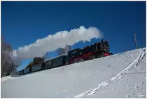 Auf der Anhöhe nahe Unterneudorf, fotografierte ich die 99 1773 mit dem P 1005 in Richtung Kurort Oberwiesenthal.
31.01.2019