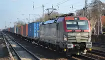 PKP CARGO S.A. mit  EU46-515  [NVR-Number: 91 51 5370 027-2 PL-PKPC] mit Containerzug aus Polen am 14.02.19 Berlin-Hirschgarten.
