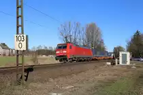 DB 152105-3 passiert hier auf dem Weg in Richtung Ruhrgebiet an der Leedener Mühle am 14.2.2019 um 14.12 Uhr den BÜ 103. Einst stand hier der kleine fotogene Posten 103!