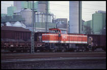 Lok 71 der WLE war am 1.3.2002 im Bauzugdienst auf der Rollbahn zu sehen. Hier rangiert die Lok im Bahnhof Lengerich.