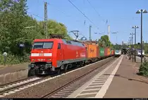 Containerzug mit 152 160-8 DB durchfährt den Bahnhof Uelzen auf Gleis 101 Richtung Hannover.
[7.8.2018 | 13:03 Uhr]