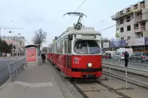 Wien Wiener Linien SL 25 (E1 4784 (SGP 1972) + c4 1320 (Bombardier-Rotax 1974)) XXII, Donaustadt, Stadlau, Erzherzog-Karl-Straße (Hst. Polgarstraße) am 13. Feber / Februar 2019.