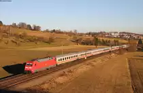 101 088-3 mit dem IC 2366 (München Hbf-Karlsruhe Hbf) bei Uhingen 16.2.19