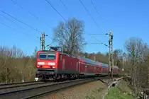 143 114 zieht ihre RB27 durch Güdderath gen Hochneukirch.

Güdderath 25.02.2019