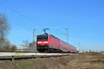 143 925 schiebt ihre RB27 durch Jüchen gen Grevenbroich.

Jüchen 25.02.2019