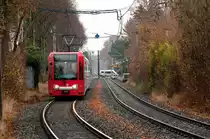 Die Linie 9 auf dem Weg nach Königsforst. Aufgenommen an der KVB-Haltestelle Rath/Heumar.