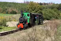 MPZ  Fabia  (Bn2t, Henschel, Bauj. 1913, Fab.Nr. 12311) am 29.September 2018 mit dem Os 34804 von Zastavka u Brna kurz vor der Endstelle Dul Jindrich.