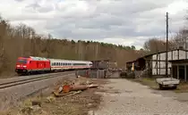245 025 mit IC 2152 zu sehen am 17.03.19 in Kraftsdorf.