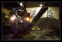 Rene und Manfred beim Entschlacken der 498.04 im Heizhaus Grünburg.
8.12.2018