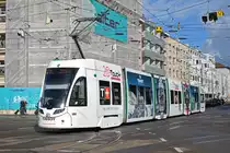 Be 6/8 Flexity 5008 mit der Werbung für Tissot Uhren, anlässlich der Messe Basel World 2019, auf der Linie 14, fährt zur Haltestelle Dreirosenbrücke. Die Aufnahme stammt vom 13.03.2019.