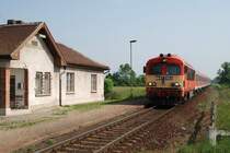 M41 2193 mit dem 9617 in Kemenespalfa (23.05.2007)