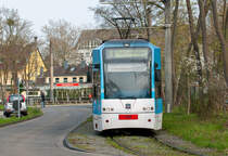 Die KVB Linie mit der Wagennummer 4569 auf dem Weg nach Sülz. Aufgenommen am 2.4.2019.
