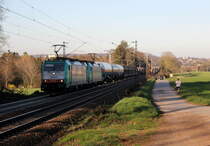 Zwei Cobra 2843 und 2829 kommen die Gemmenicher-Rampe hochgefahren aus Richtung Aachen-West mit einem schweren gemischten Güterzug aus Köln-Gremberg nach Antwerpen-Noord(B) und fahren in Richtung Gemmenicher-Tunnel,Botzelaer(B),Gemmenich(B),Nouvelaer(B),Moresnet(B),Moresnet-Chapelle(B),Montzen(B). 
Aufgenommen an der Montzenroute am Gemmenicher-Weg.
Bei schönem Frühlingswetter am Nachmittag vom 22.3.2019.