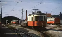 Blick auf die Gleisanlagen in Vorchdorf-Eggenberg im Juli 1991, im Vordergrund ET 23 103 der Lokalbahn Gmunden-Vorchdorf, im Hintergrund sind noch zwei Normalspur-ET der Lokalbahn Lambach-Vorchdorf zu erkennen