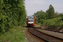 Ein SHB-LINT kurz vor dem Erreichen seines Endbahnhofs B�sum  am 20.5.2007