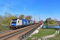 1216 954 + 193 237 mit DGS 41155 am 07.04.2019 bei Plattling. 