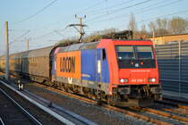 LOCON LOGISTIK & CONSULTING AG mit   482 038-7  [NVR-Number: 91 85 4482 038-7 CH-SBBC] mit Ganzzug Schiebewandwagen am 07.04.19 Berlin-Blankenburg.