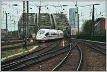  The White Nose ICE  f�hrt am 27.05.07 als ICE611 von Dortmund nach M�nchen. Aufgenommen in K�ln. 