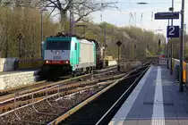 Die Cobra 2838 und 7703 beide von Lineas kommen als Lokzug aus Belgien nach Norddeutschland nd kommen aus Richtung Aachen-West,Laurensberg,Richterich furhen durch Kohlscheid in Richtung Herzogenrath,Mönchengladbach.
Aufgenommen von Bahnsteig 2 in Kohlscheid. 
Bei schönem Frühlingswetter am 7.4.2019.