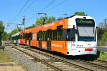4567 mit neuer  easyJet -Ganzreklame auf der Neusser Straße am 21.04.2019.
