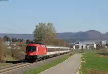 1016 001 mit dem IC 183/RE 50183 (Stuttgart Hbf-Zürich HB/Singen(Htw)) bei Weilheim 18.4.19