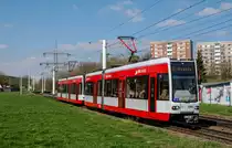 Halle(Saale) 

HAVAG Bombardier MGT-K Doppel 680 + 678 als Linie 3 in Beesen, 10.04.19 