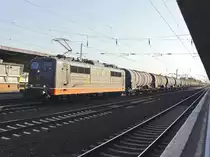 162.004  Fitzcarraldo  (151 057-7) Hector Rail (Germany) GmbH mit einem Kesselzug  Benzin oder Ottokraftstoffe  in Berlin-Schönefeld Flughafen am 17. April 2019.

