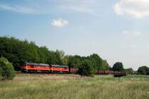 M62 321 und M62 331 mit einem G�terzug bei G�sfa (23.05.2007)