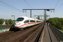 403 024 auf der Kölner Südbrücke am 22.04.2019